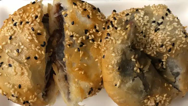 490. Pan Fried Red Bean Paste Puff Pastry 豆沙酥餅